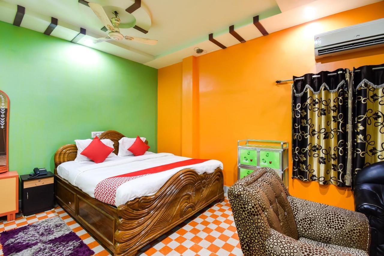 Oyo 44160 Hotel Sahana Jangipur Экстерьер фото